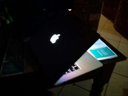 EARLY 2014*APPLE MACBOOK AIR6,2*INTEL CORE i5-4260U*HD 5000 GRAPHICS*BACKLIT KEYBOARD*128SSD