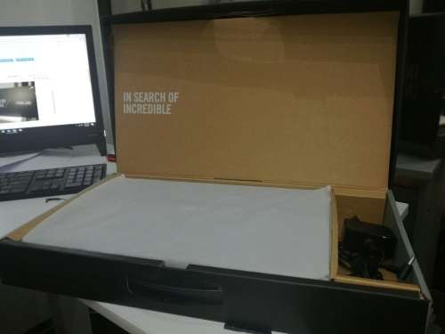 *ASUS in Search of Incredible*I5-6200u*In Warranty 2017*6th generation*4gb RAM*1000GB*