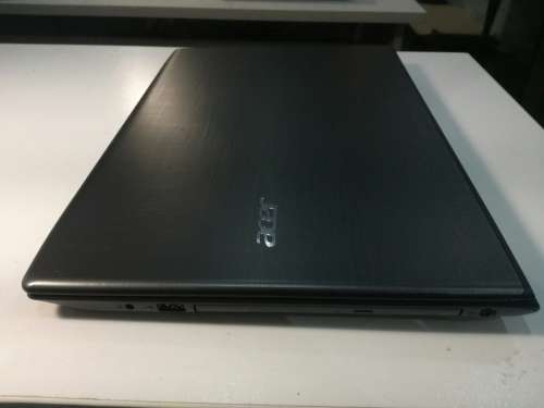 *i5 of the Day*7th Gen gaming laptop*ACER ASPIRE E5-575G*i5-7200U*Nvidia GeForce GTX950M*2000GB HDD*