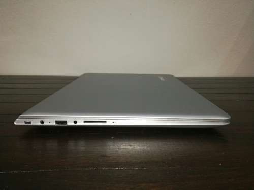 *Best laptop on Auction*R35000 RETAIL!*NEW 7TH GEN i7*Lenovo Ideapad 510S*i7-7500U*RADEON GRAPHICS*