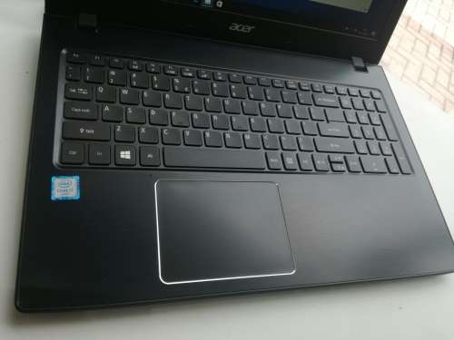 MONSTROUS 6TH GEN i7 BEAUTY*ACER TRAVELMATE P259*256GB SSD*8GB DDR4*256GB SAMSUNG SSD*