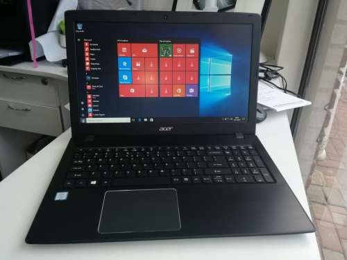 MONSTROUS 6TH GEN i7 BEAUTY*ACER TRAVELMATE P259*256GB SSD*8GB DDR4*256GB SAMSUNG SSD*