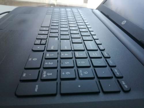 *GREAT ALLROUNDER*HP 250 G5*i3-5005U*4GB RAM*500GB HARD DRIVE*HD DISPLAY*DVD PLAYER&WRITER*