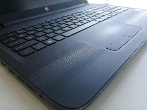 *GREAT ALLROUNDER*HP 250 G5*i3-5005U*4GB RAM*500GB HARD DRIVE*HD DISPLAY*DVD PLAYER&WRITER*