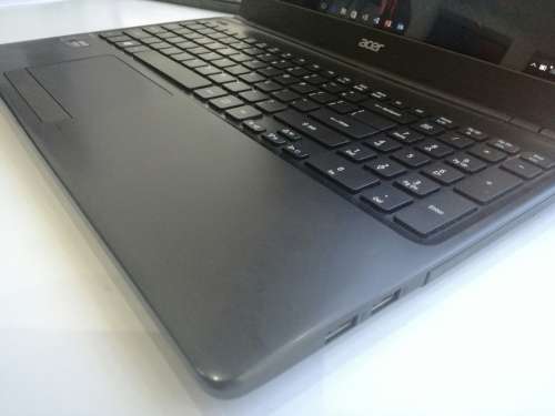 *MONSTROUS SPEC i5*ACER TRAVELMATE 265*i5-4200U*6GB RAM*750GB HARD DRIVE*RADEON 8750M 2GB DDR3*