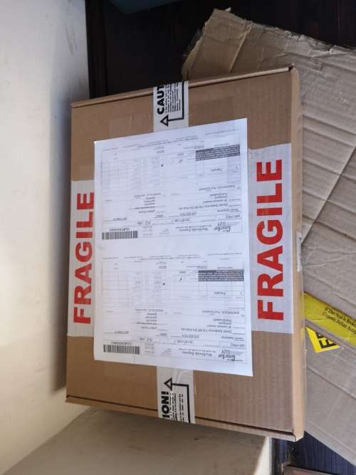 *EXCELLENT*6TH GENERATION i3*LENOVO V310 i3-6200u*4GB DDR4*WD 500GB*DVD*HD*