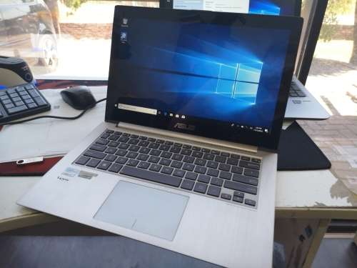 ***INCREDIBLE ULTRABOOK***TOUCHSCREEN***ASUS ZENBOOK i7*IPS FULL HD*256GB SSD*BACKLIT*8GB RAM*