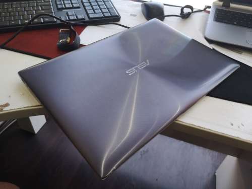 ***INCREDIBLE ULTRABOOK***TOUCHSCREEN***ASUS ZENBOOK i7*IPS FULL HD*256GB SSD*BACKLIT*8GB RAM*