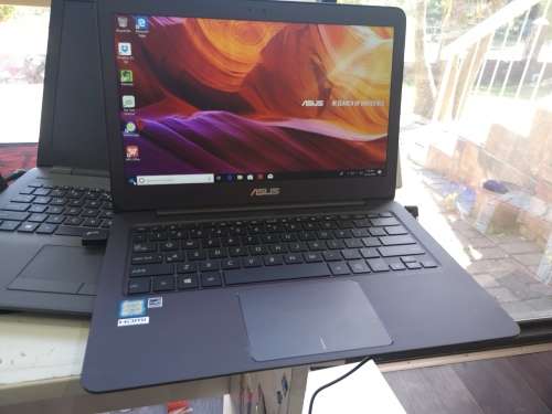 ***INCREDIBLE ULTRABOOK***ASUS ZENBOOK i5-6200U*IPS FULL HD*128GB SSD*10 HOURS BATTERY*