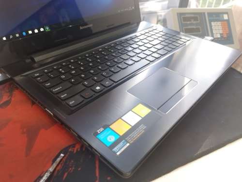 *AMD FX HIGH PERFORMANCE LAPTO*LENOVO Z50-75*AMD FX-7500*10 COMP CORES*RADEON R7*6GB RAM*1000GB HDD*