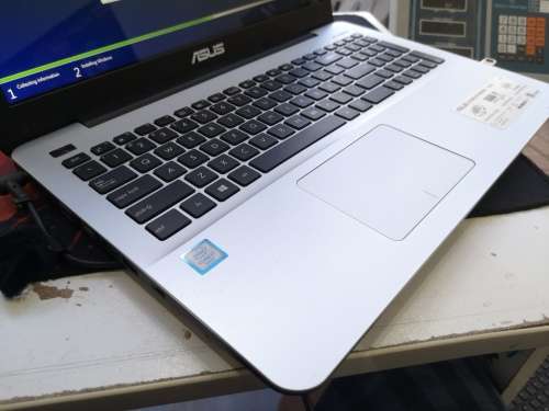 ***THE F SERIES***ASUS F555U*i7-6500u*1000GB*HD DISPLAY*6GB DDR4*SONICMASTER*6TH GEN i7