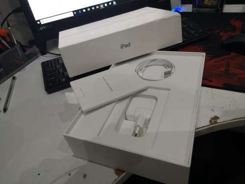 FINAL DROP!**Brand New**APPLE IPAD A10 FUSION 9.7"*6TH GENERATION*WIFI&CELL*32GB*