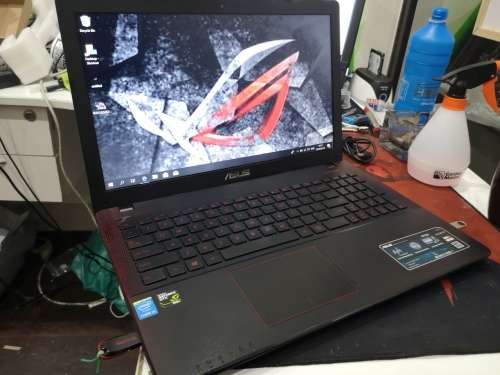 *Gaming Spec*ASUS FX550J*8GB RAM*240GB SSD*NVIDIA GTX850M*FULL HD*IPS*DVD*