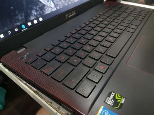 *Gaming Spec*ASUS FX550J*8GB RAM*240GB SSD*NVIDIA GTX850M*FULL HD*IPS*DVD*