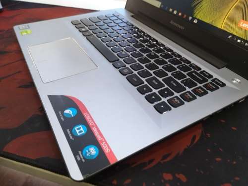 ***Monstrous SPEC Beauty!*LENOVO 500S*i5-6200U*FHD*NVIDIA 920M*BACKLIT KEYBOARD*1000GB HDD*