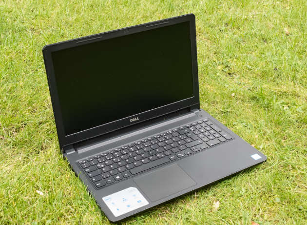 ***Monstrous Spec***DELL VOSTRO 3568*7th gen i5-7200U*WARRANTY2020*EVO 250GB SSD*8GB DDR4*