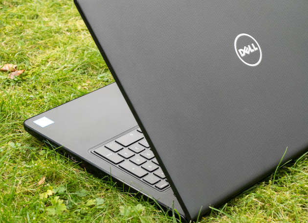 ***Monstrous Spec***DELL VOSTRO 3568*7th gen i5-7200U*WARRANTY2020*EVO 250GB SSD*8GB DDR4*