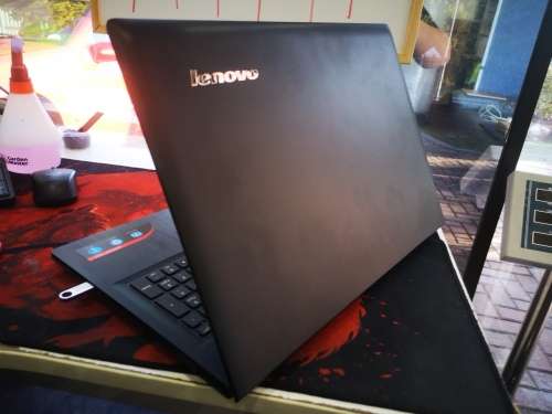 MINT!*SLIM DESIGN*LENOVO G50*I3-4030U*MASSIVE 1000GB HDD*6GB RAM*HD DISPLAY*DVD WRITER*