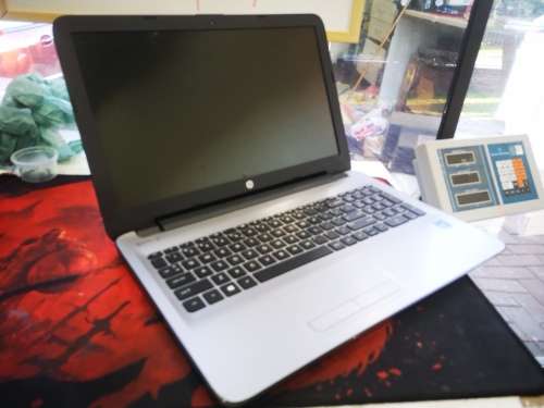 *Excellent Condition*HP 15*6TH GEN*N3060*4GB DDR4*500GB HDD*