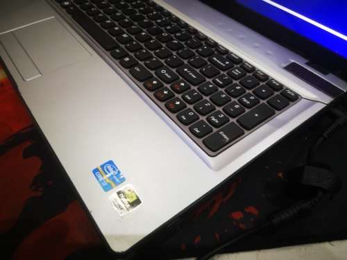 GAMING GRAPHICS*LENOVO IDEAPAD Y570*i7-2670QM*QUAD CORE*8GB RAM*1000GB HDD*NVIDIA*