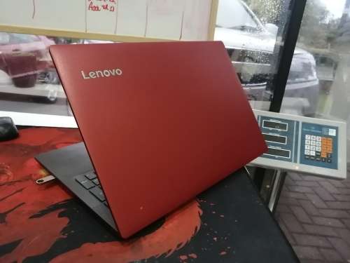 Monstrous 8th Gen Beauty*LENOVO V330*i5-8250U*8GB RAM*500GB**FULL HD**8th gen i5**WARRANTY**