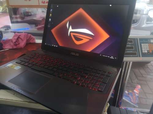1st BID TAKES!*SUPER GAMER!*ASUS FX553VD*i5-7300HQ*NVIDIA GTX1050 4GB*FHD*1000GB HDD*8GB DDR4*