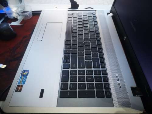 17.3" BEAST!*HP PROBOOK 4740s*CORE i5-2450M*17.3" HD+*8GB*1000GB HDD*RADEON*