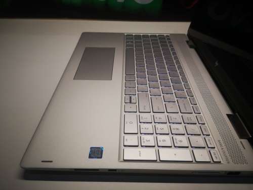 1ST BID!*Absolutely WOW!*MASSIVE DEAL!!*HP ENVY X360 15*i7-7500U*IPS FHD*12GB*512GB SSD*