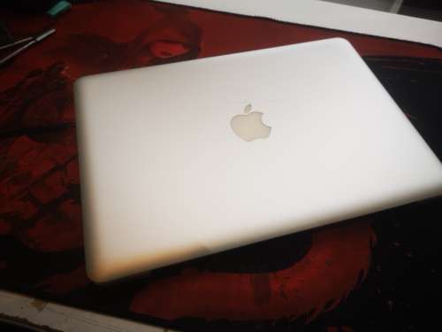 **MONSTROUS SPEED**APPLE MACBOOK PRO i7*8.1*DVD*12GB RAM*256GB SSD*