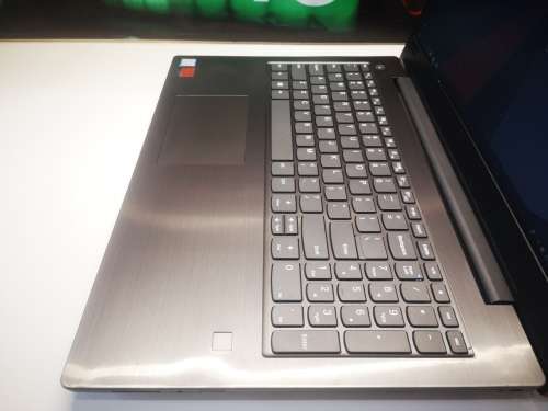 GRAPHIC DESIGN/ENGINEERING*8TH GEN i7**LENOVO V330**i7-8550U*RADEON 530*12GB DDR4*1000GB HDD*FHD