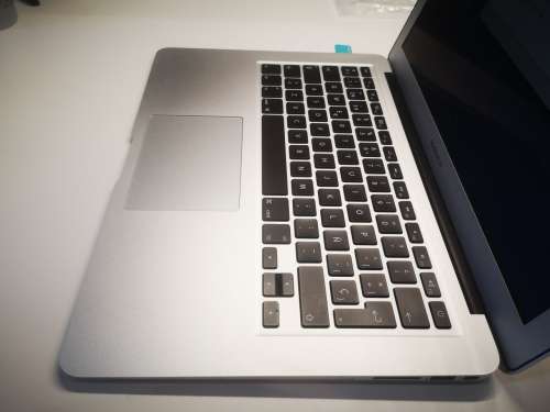 1ST BID TAKES!*IMMACULATE**Apple Macbook Air*EARLY 2015*i5-5250U*8GB RAM*128GB SSD*BACKLIT*