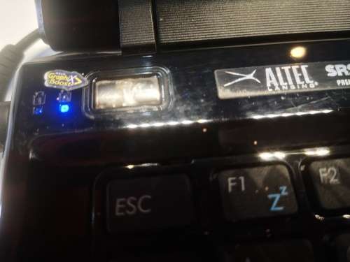 RARE FIND*ASUS GAMING UL80V*ULV-8U7300*4GB DDR3*320GB HDD*NVIDIA GEFORCE 210*INSTANT BOOT*