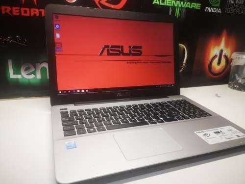 ***THE X SERIES***ASUS X555L*i5-5200u*1000GB*FHD DISPLAY*8GB DDR4*SONICMASTER*