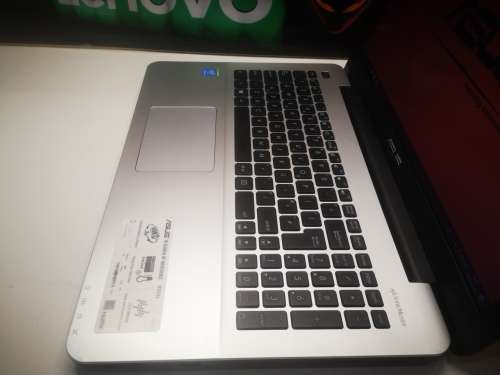 ***THE X SERIES***ASUS X555L*i5-5200u*1000GB*FHD DISPLAY*8GB DDR4*SONICMASTER*
