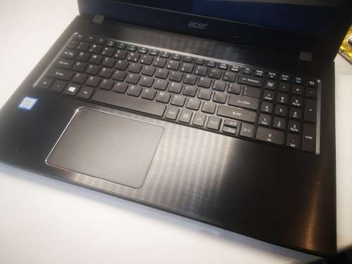 STUNNING RED*LATEST TECH*ACER TRAVELMATE P259*i5-7200u*8GB DDR4*1000gb HDD*