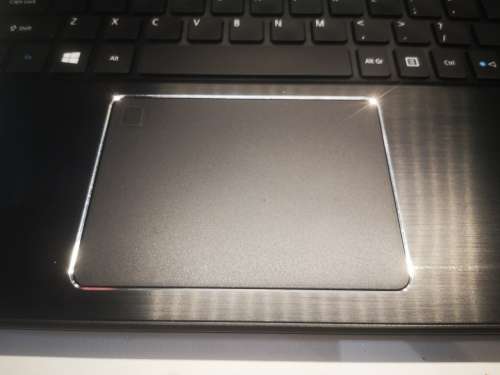 STUNNING RED*LATEST TECH*ACER TRAVELMATE P259*i5-7200u*8GB DDR4*1000gb HDD*