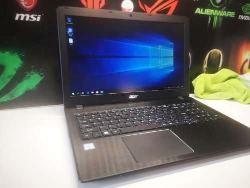 STUNNING RED*LATEST TECH*ACER TRAVELMATE P259*i5-7200u*8GB DDR4*1000gb HDD*