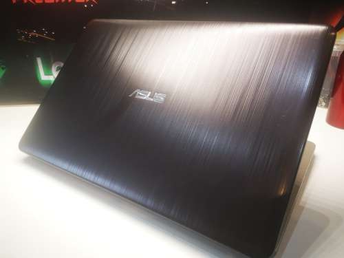 1ST BID!*Business Master!*8TH GEN i5*ASUS F540U*i5-8250u*LATEST 8TH GEN i5*1000GB*TRU2LIFE DISPLAY*