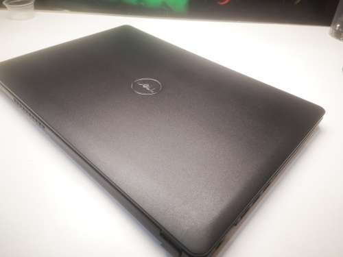 1st bid takes!*DELL LATITUDE 3580*i3-6006U*8GB*128GB SSD*RADEON R5*FHD*WARRANTY