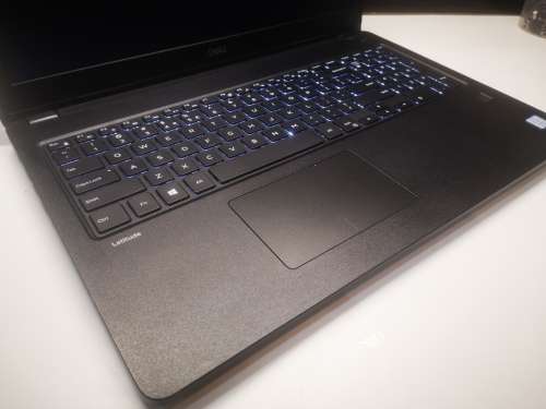 1st bid takes!*DELL LATITUDE 3580*i3-6006U*8GB*128GB SSD*RADEON R5*FHD*WARRANTY