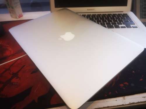 HIGH SPEC**EXCELLENT**APPLE MACBOOK AIR i5*256GB SSD*4GB RAM*13.3"*