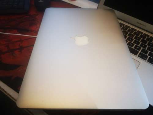 HIGH SPEC**EXCELLENT**APPLE MACBOOK AIR i5*256GB SSD*4GB RAM*13.3"*