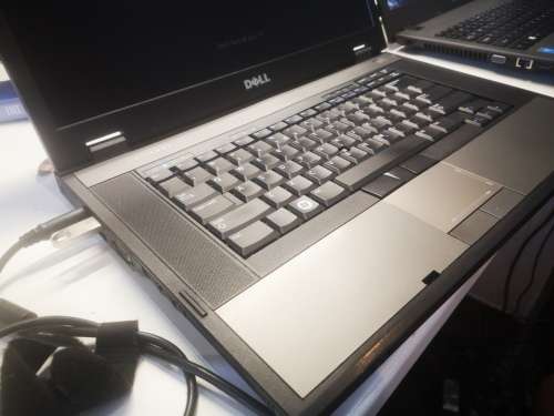 OFFICE SPEC*DELL LATITUDE E5510*i5-540M*4GB RAM*15.6HDF*250GB*