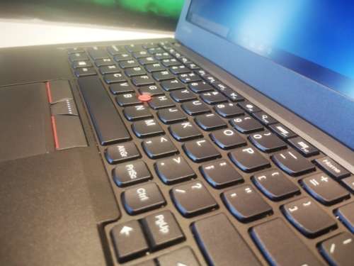 *High Spec*ULTRALIGHT*LENOVO THINKPAD X260*i7-6600U*8GB DDR4*1000GB HDD*DUAL BATTERY*4G LTE*