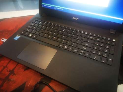 *HIGH BUSINESS SPEC**ACER TRAVELMATE TMP257*i5-5200U*8GB RAM*1000GB HDD*HD DISPLAY*DVD WRITER