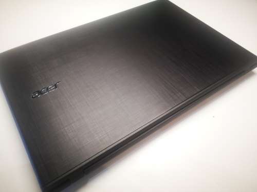 STUNNING*LATEST TECH*ACER TRAVELMATE P259*i5-7200u*8GB DDR4*1000gb HDD*HD620