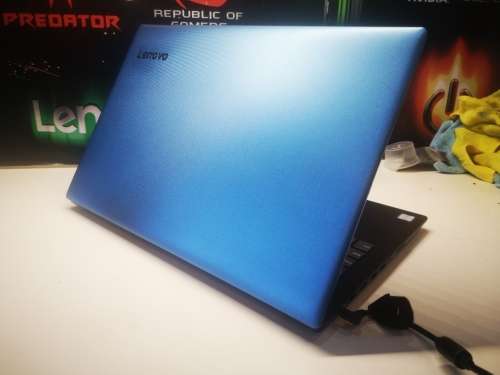 HIGH SPEC!*QUAD CORE 8th Gen i7*LENOVO 130*i7-8550U*8GB DDR4*1000GB HDD*UHD620*