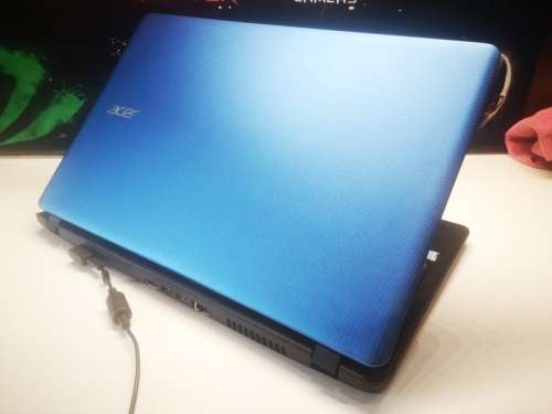 LATE ENTRY!*STUNNING*HIGH SPEC!*ACER EXTENSA 2540*i5-7200u*8GB RAM*1000gb HDD*