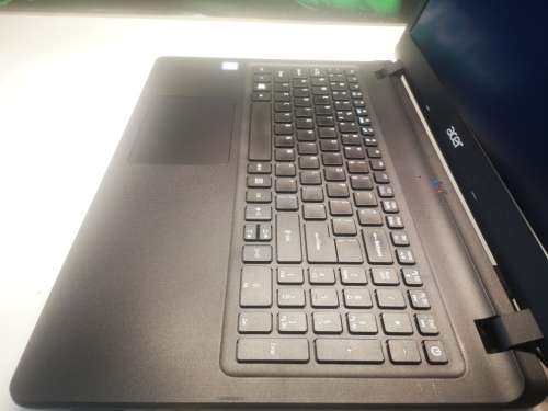 LATE ENTRY!*STUNNING*HIGH SPEC!*ACER EXTENSA 2540*i5-7200u*8GB RAM*1000gb HDD*