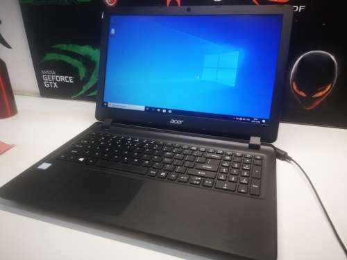 LATE ENTRY!*STUNNING*HIGH SPEC!*ACER EXTENSA 2540*i5-7200u*8GB RAM*1000gb HDD*